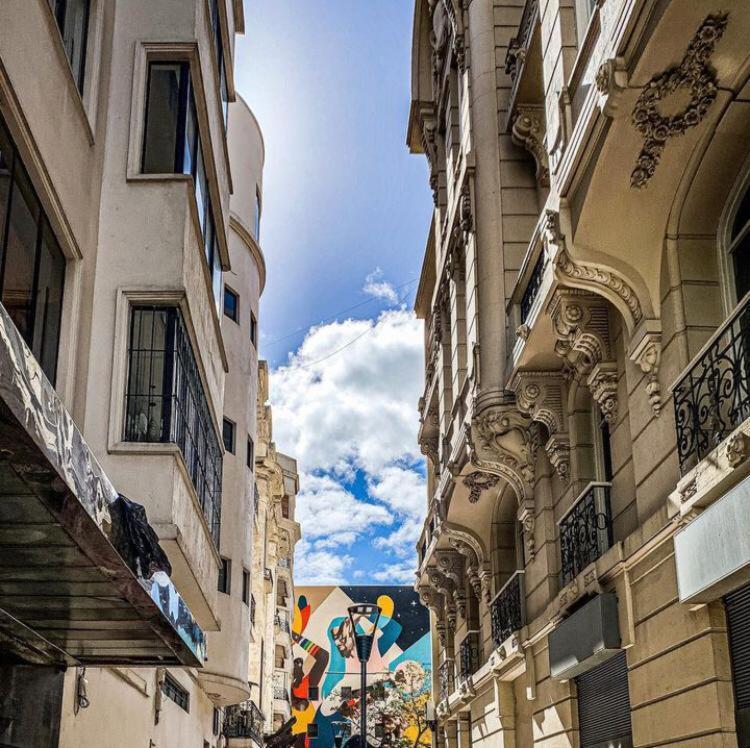 Calido En Ciudad Vieja Montevideo