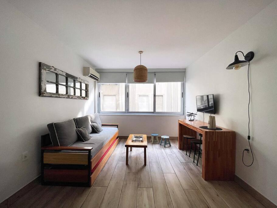 Calido En Ciudad Vieja Apartamento *